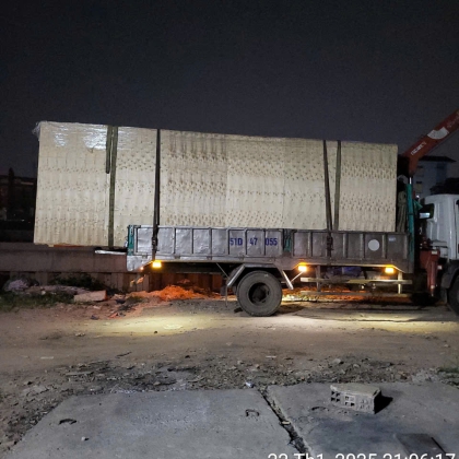 Xe vận chuyển hàng hóa HA043